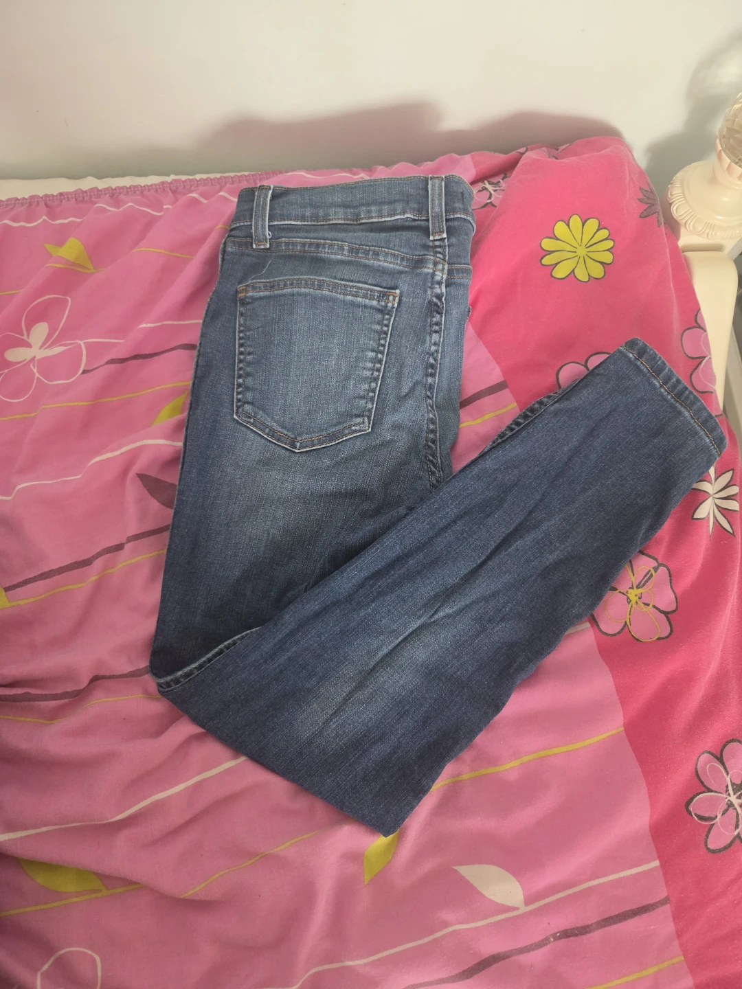 Women's Straight Jeans - Size 6