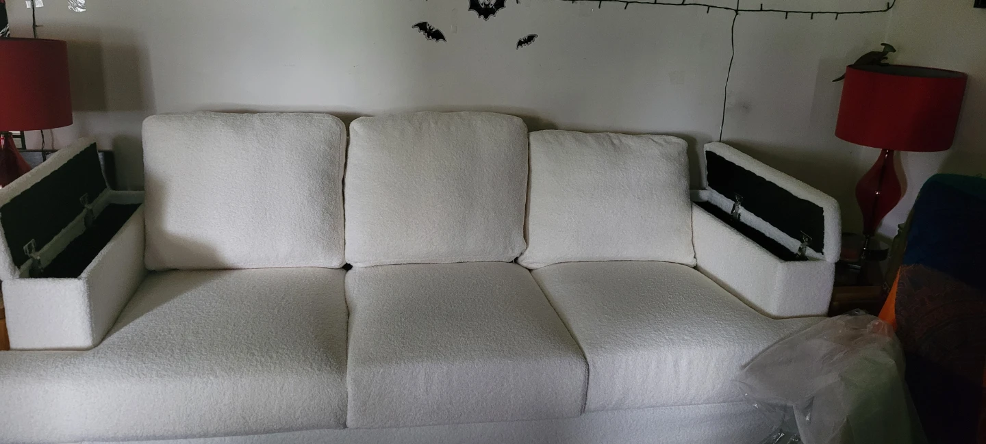 Brand new 4 seater couch - photo 4