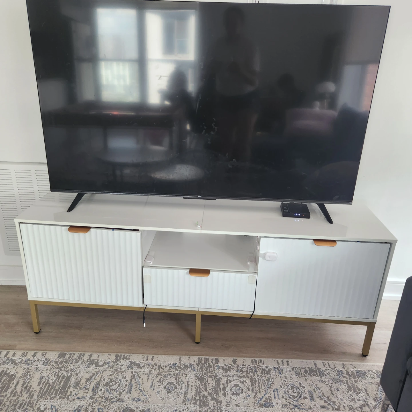 Moving sale! Need everything gone ASAP! Nothing over $50! - photo 2