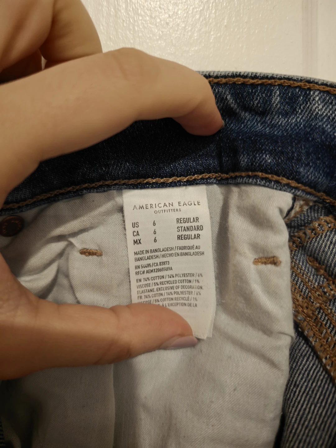 American Eagle Mom Jeans - photo 4