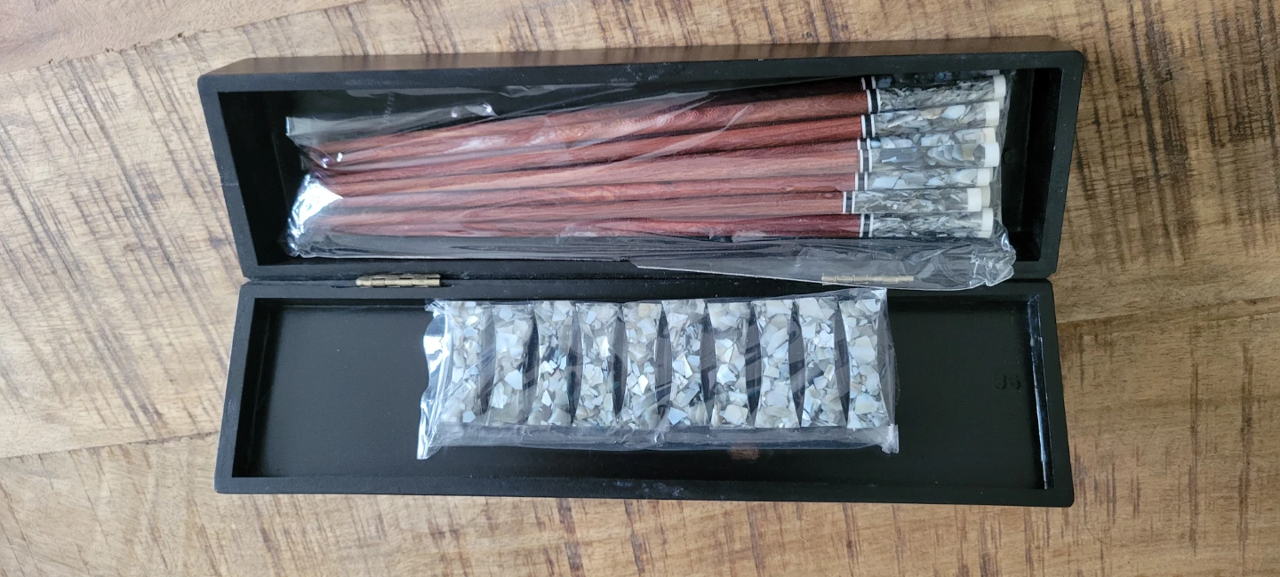 Chopstick Set with Decorative Box