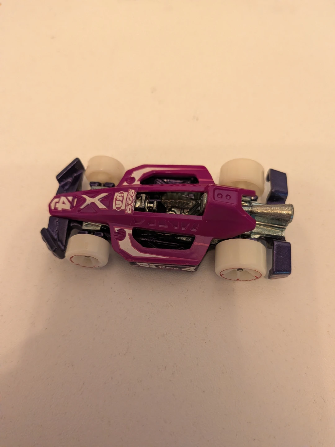 Hot Wheels Arrow Dynamic Purple Toy Car