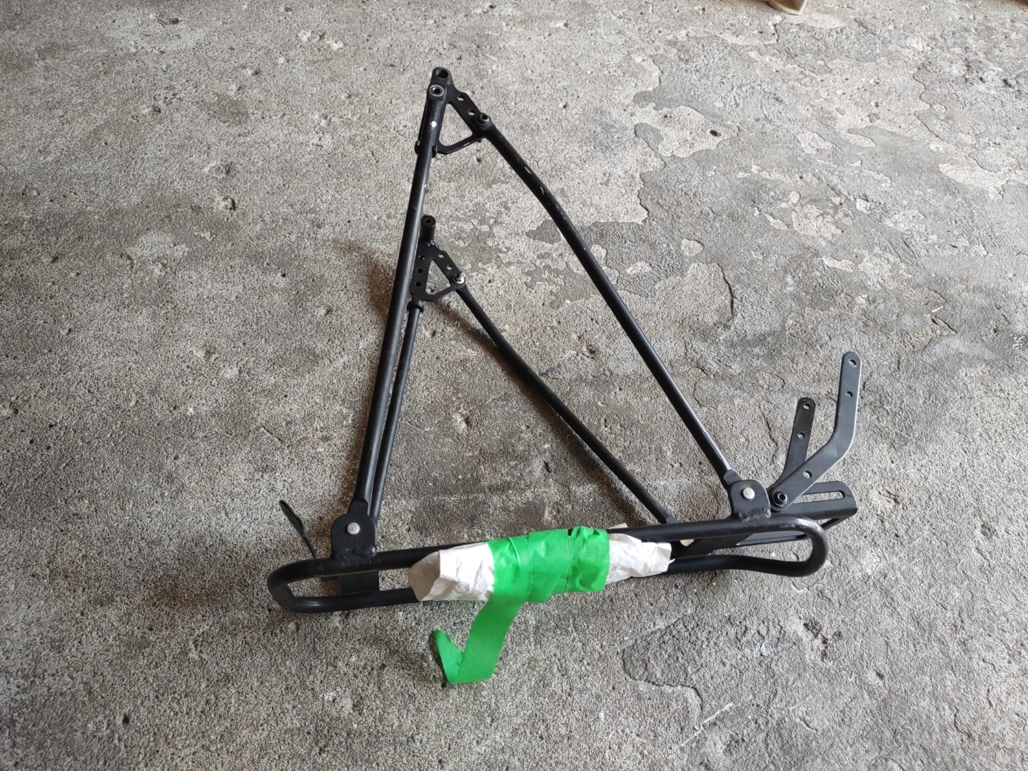 Black Bicycle Rear Rack - photo 3