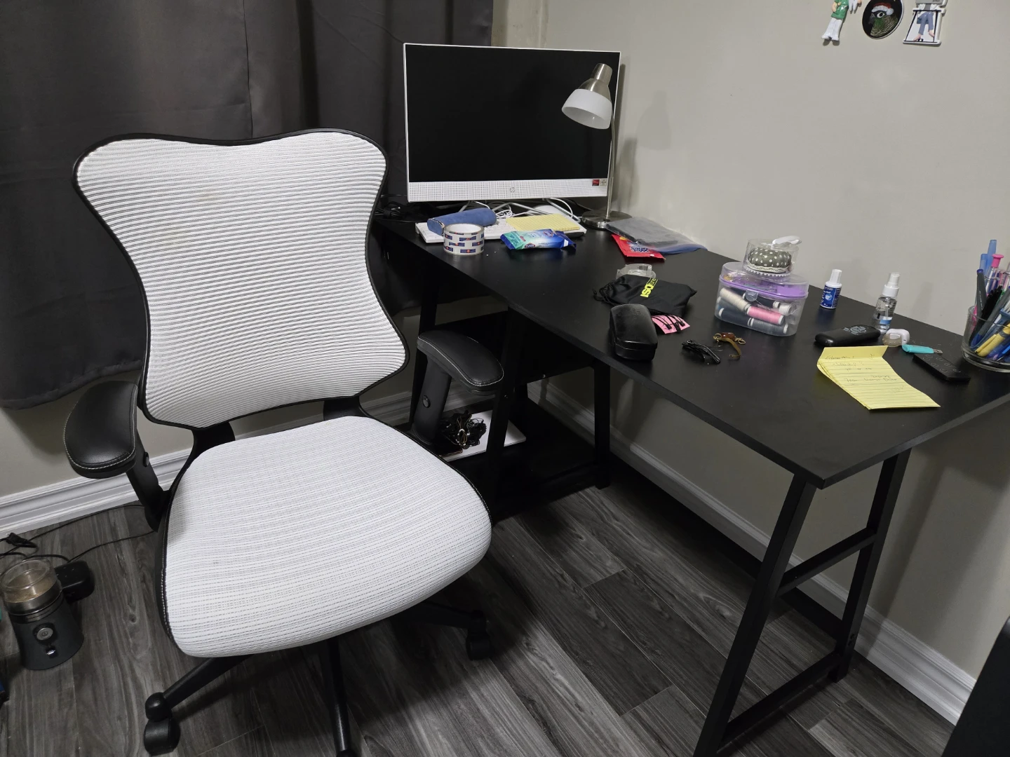 Study desk and ergonomic study chair