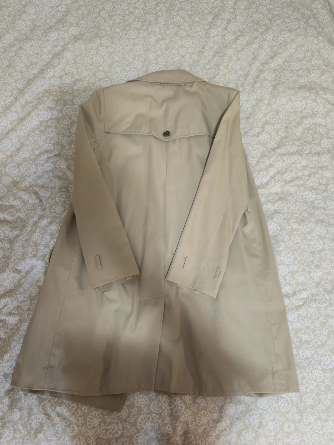 Classic Beige Trench Coat - photo 2