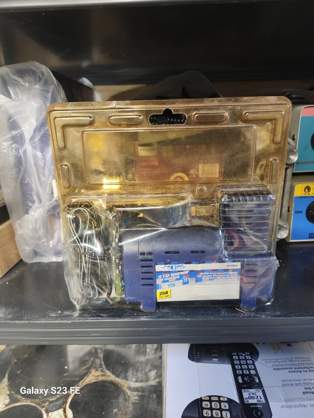 Pit Stop 12V Air Compressor with Deluxe Gauge - photo 5