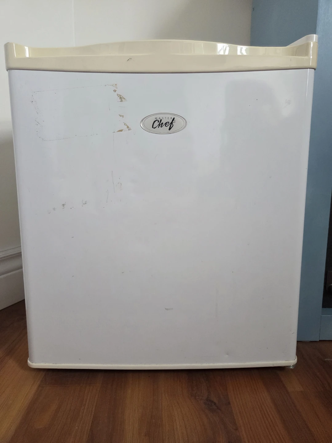 Master Chef Mini Fridge