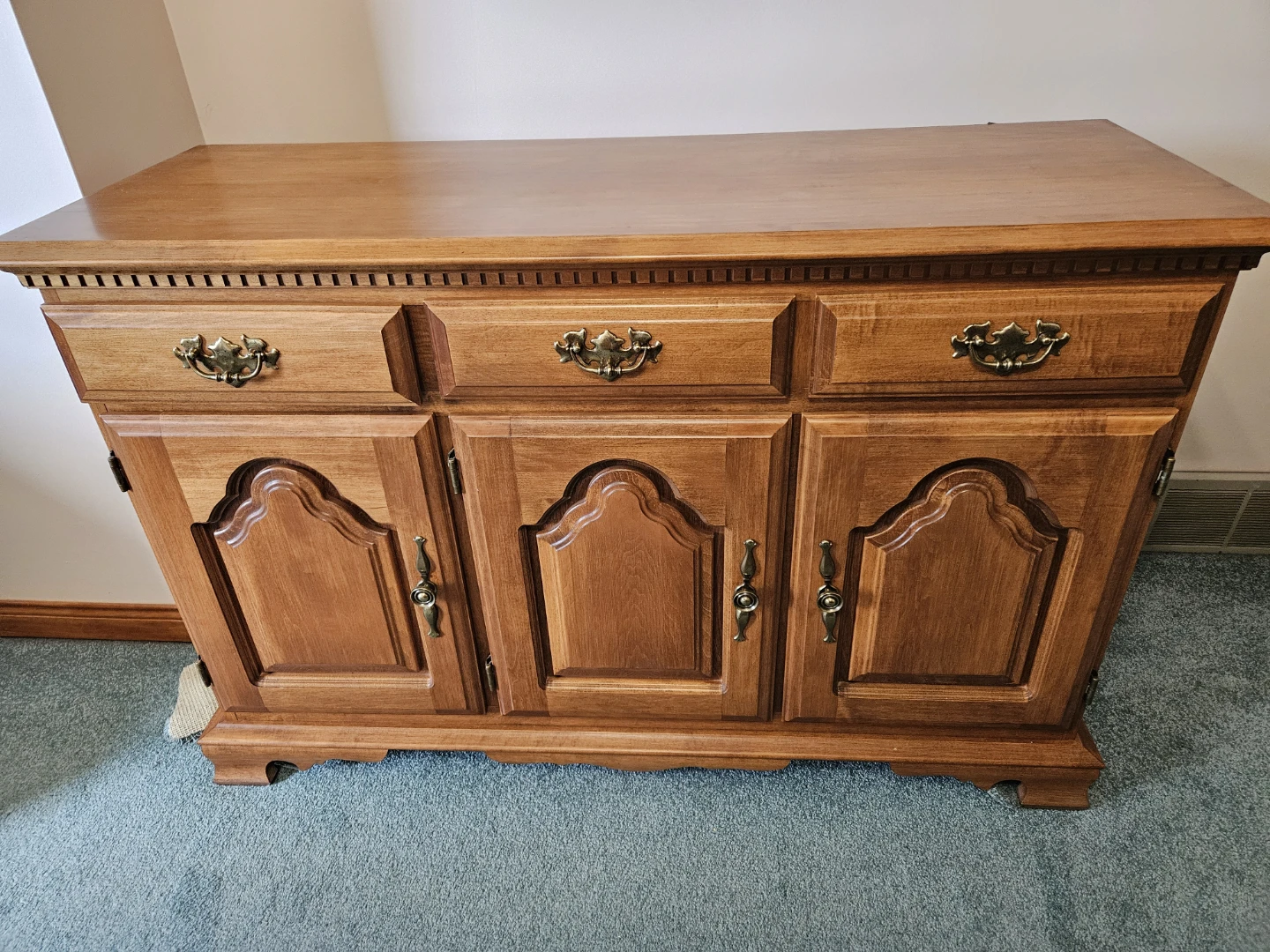Shermag Wooden Sideboard Buffet