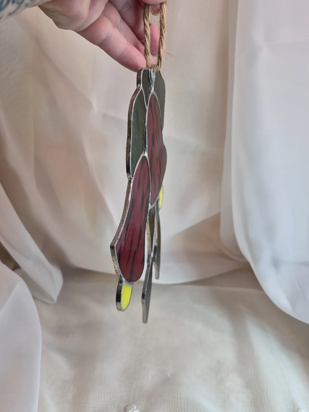 Beautiful Vintage 8 1/4× 6" Stained Glass Holiday Hanging Bells - photo 5