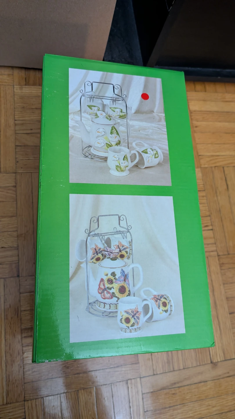 Vintage glassware lot and popcorn maker - photo 2