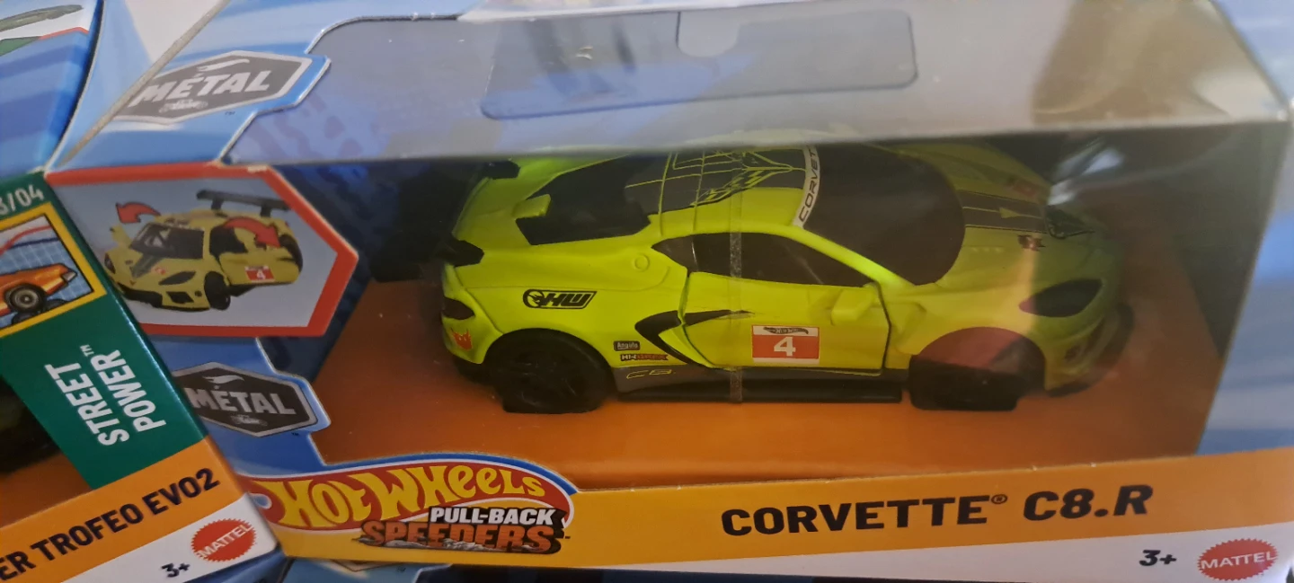 Hot Wheels Pull-Back Speeders Toy Die-Cast Cars x 4 - photo 4