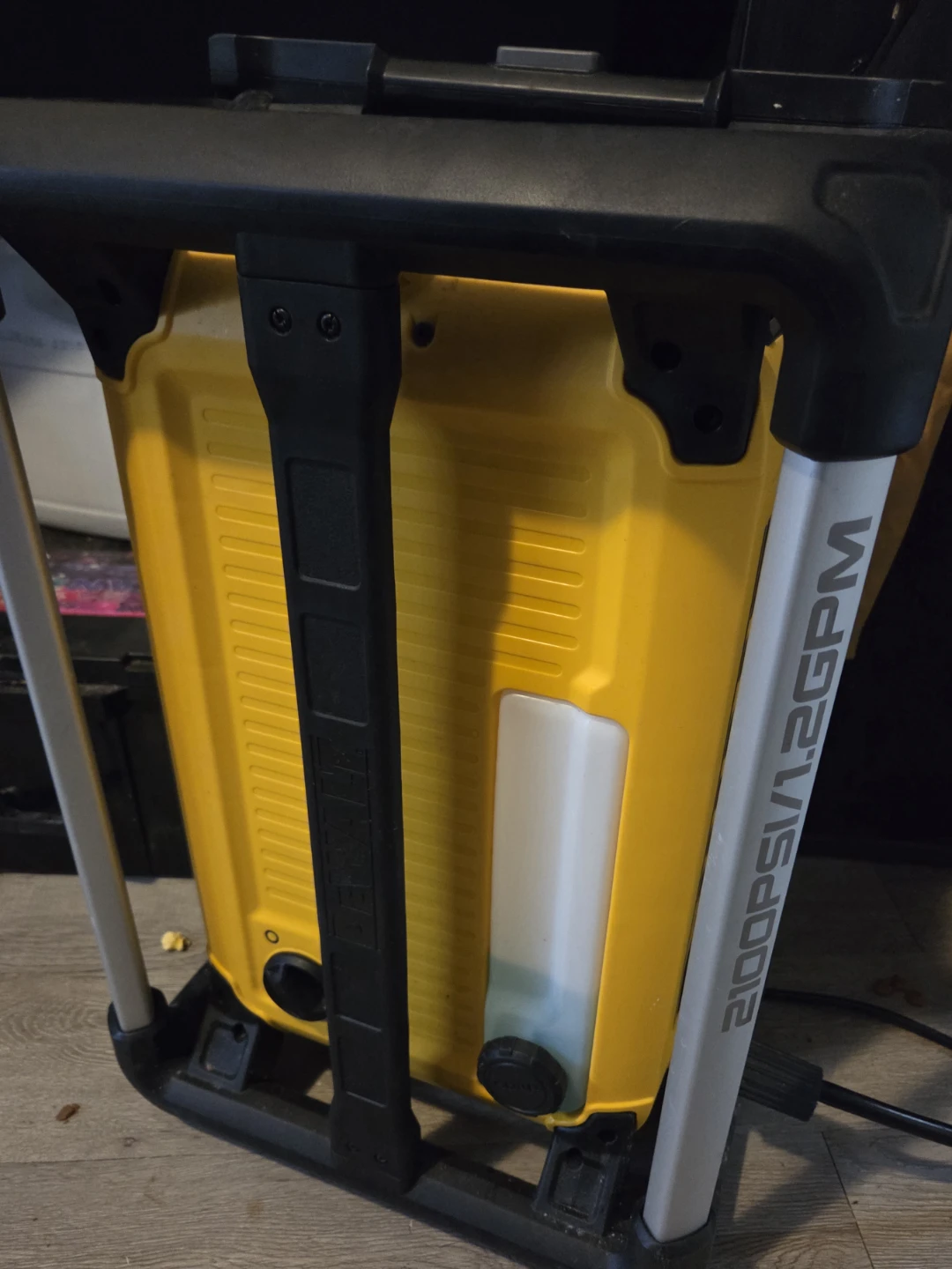 DEWALT 2100 PSI Electric Cold Water Pressure Washer - photo 2