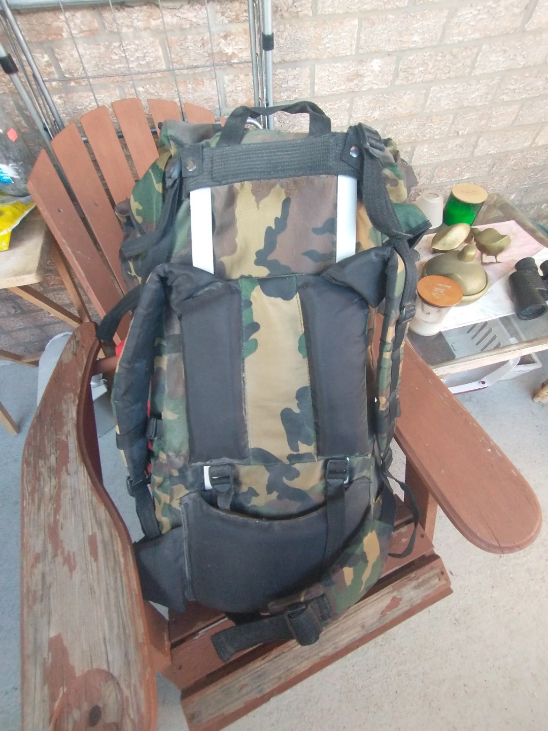 Hunter External Frame Camo Backpack, Used - photo 4