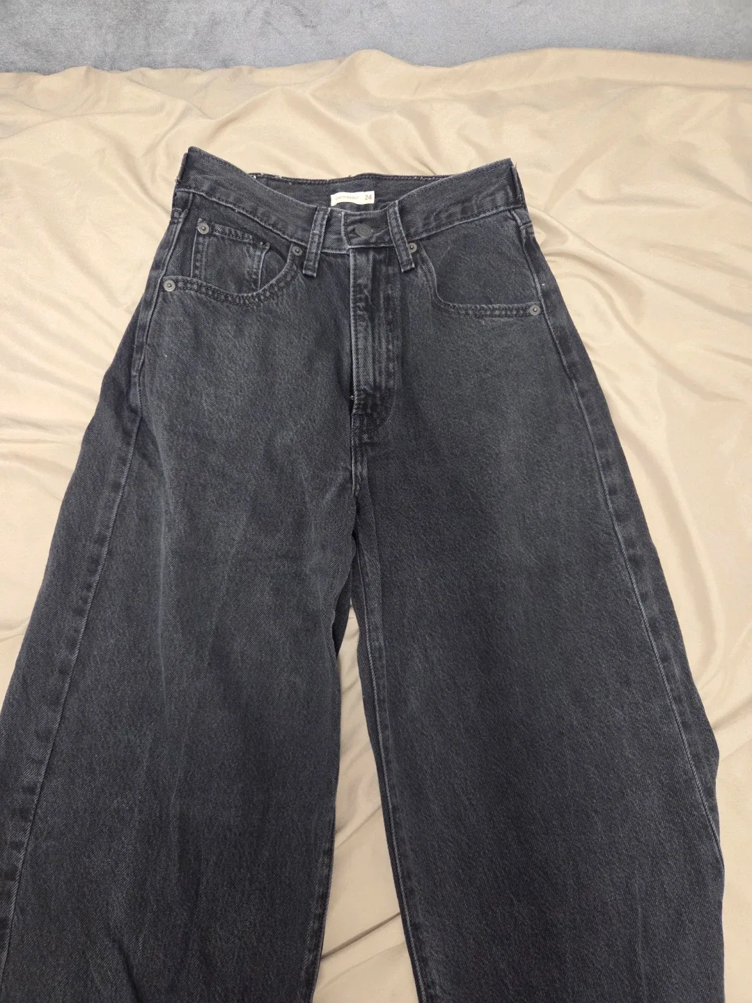 Levi's Cinch wide leg Baggy Jeans Size 24