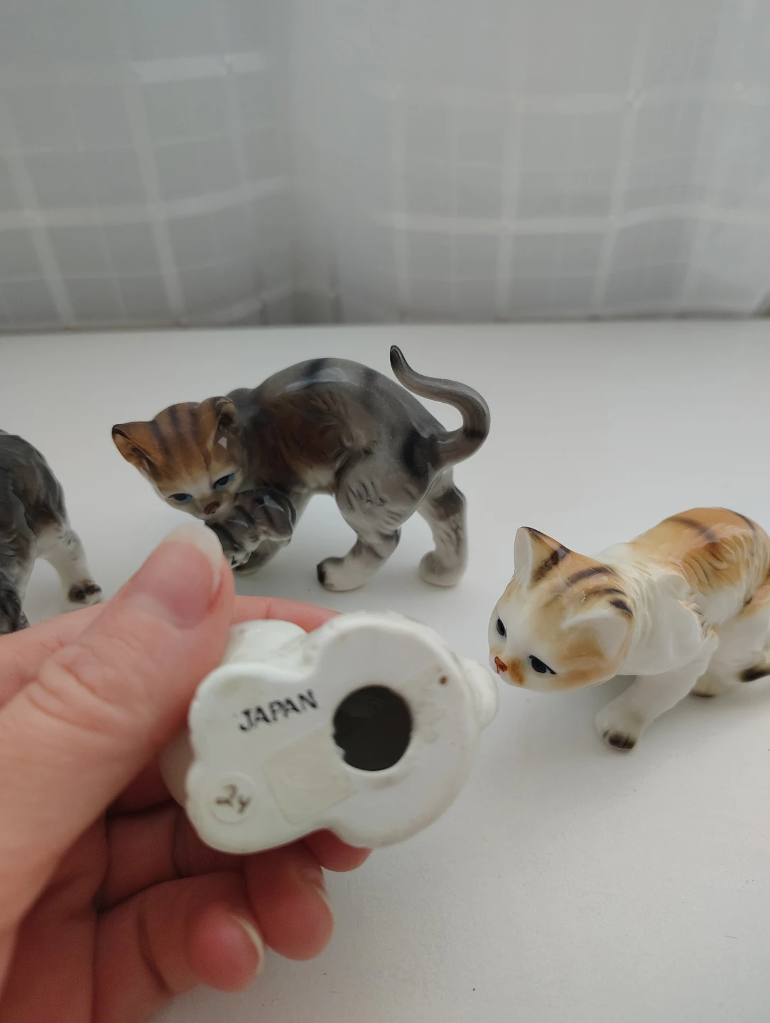 🐱 Vintage Porcelain Cat Figurines – Made in England & Japan - photo 4