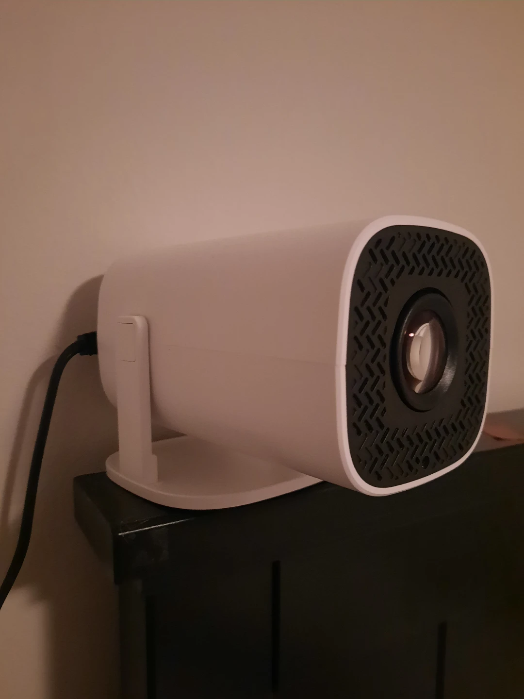 Portabl4 projector