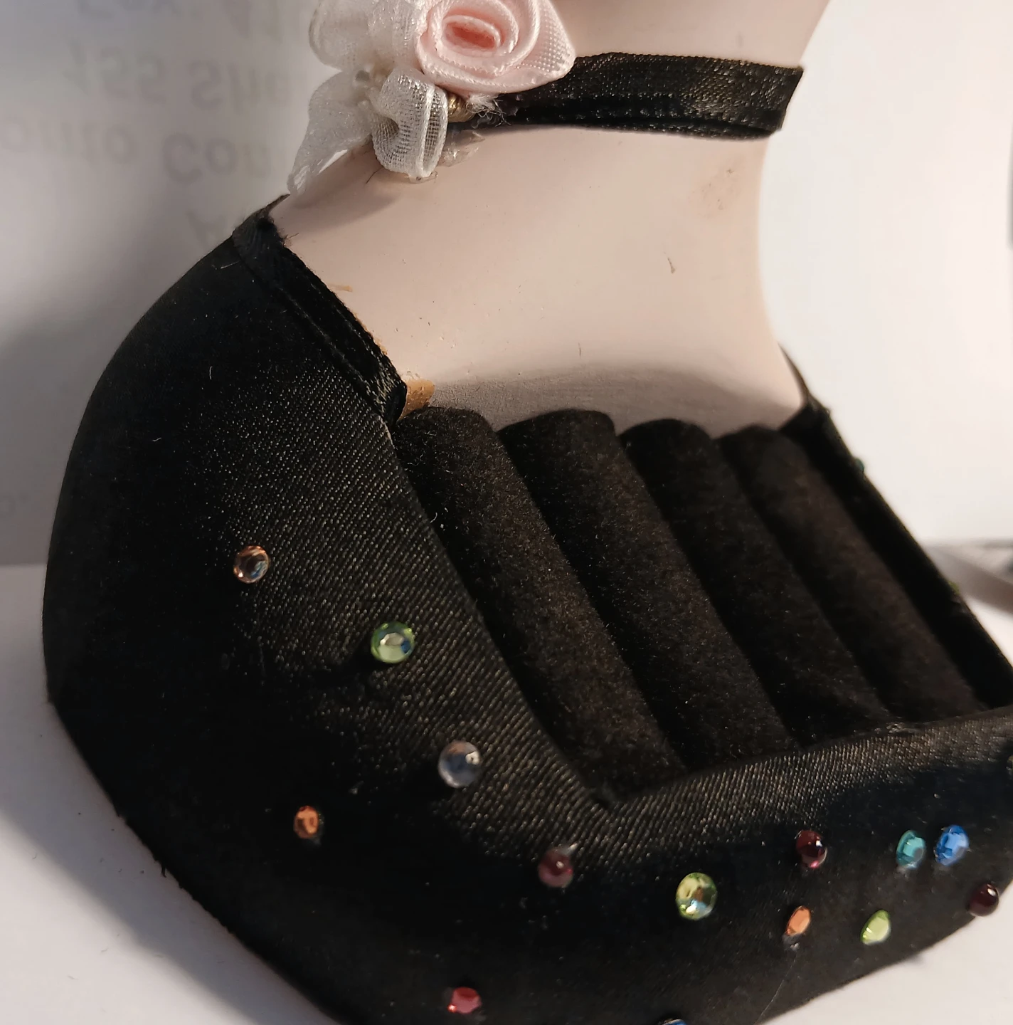 Set of 2: Jewellery Display Bust with Ring Holder - photo 2
