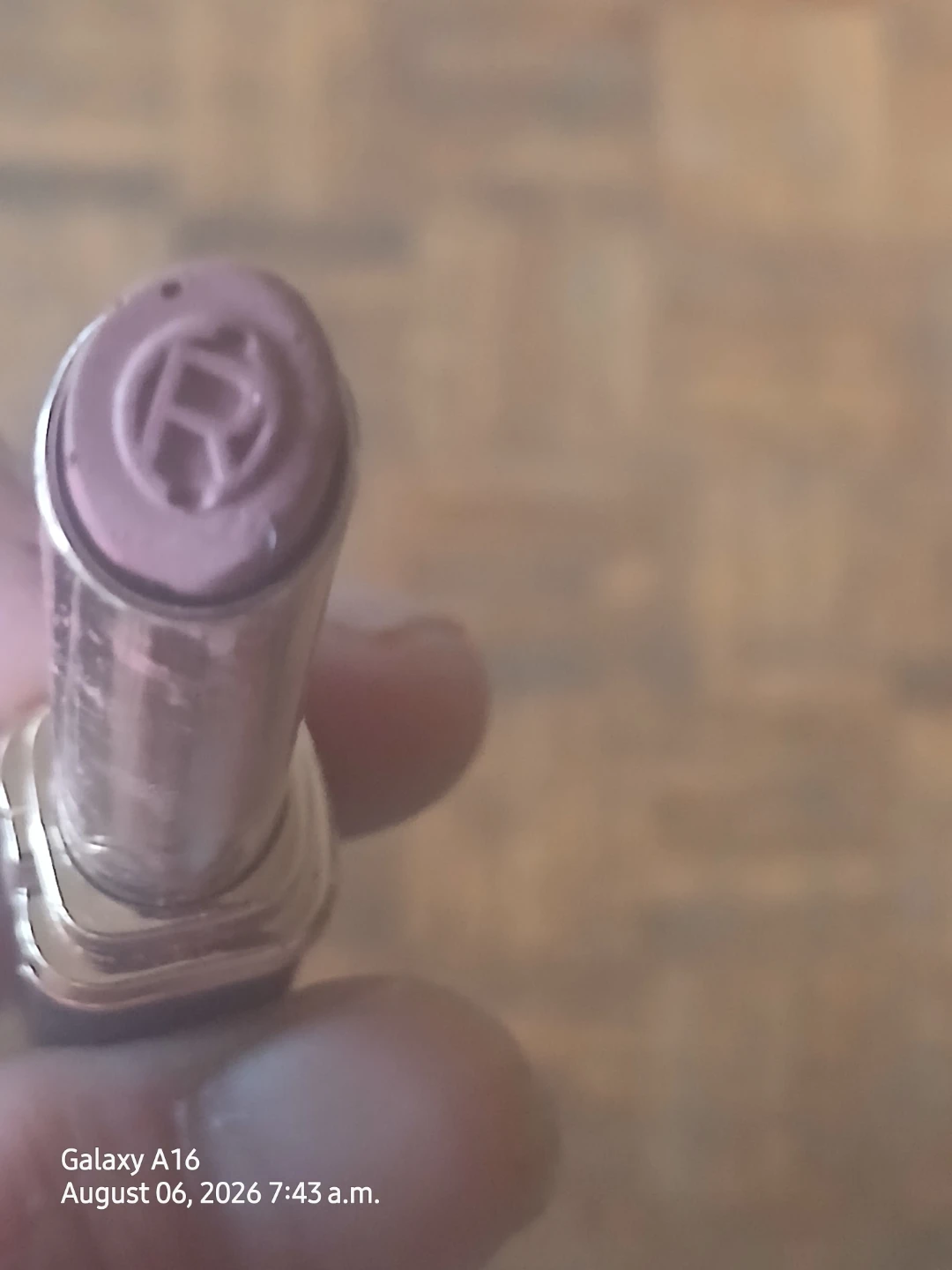 L'Oréal Colour Riche Le Nude Admirable Lipstick 113 - photo 2