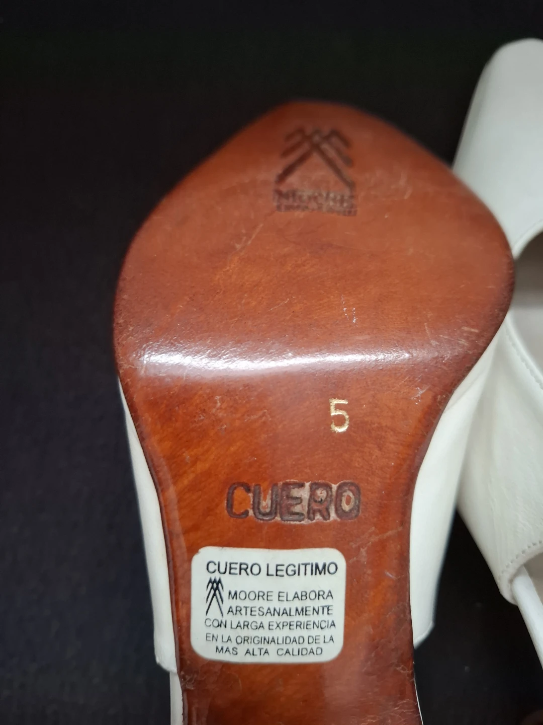 White Leather Slingback Heels Size 5 - photo 4