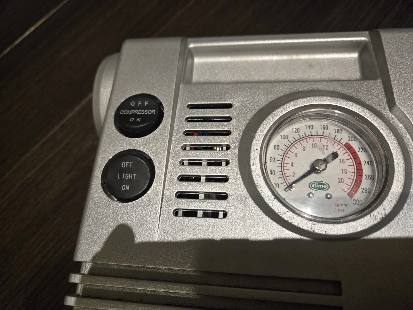 Slime Silver Air Compressor with Gauge and Light