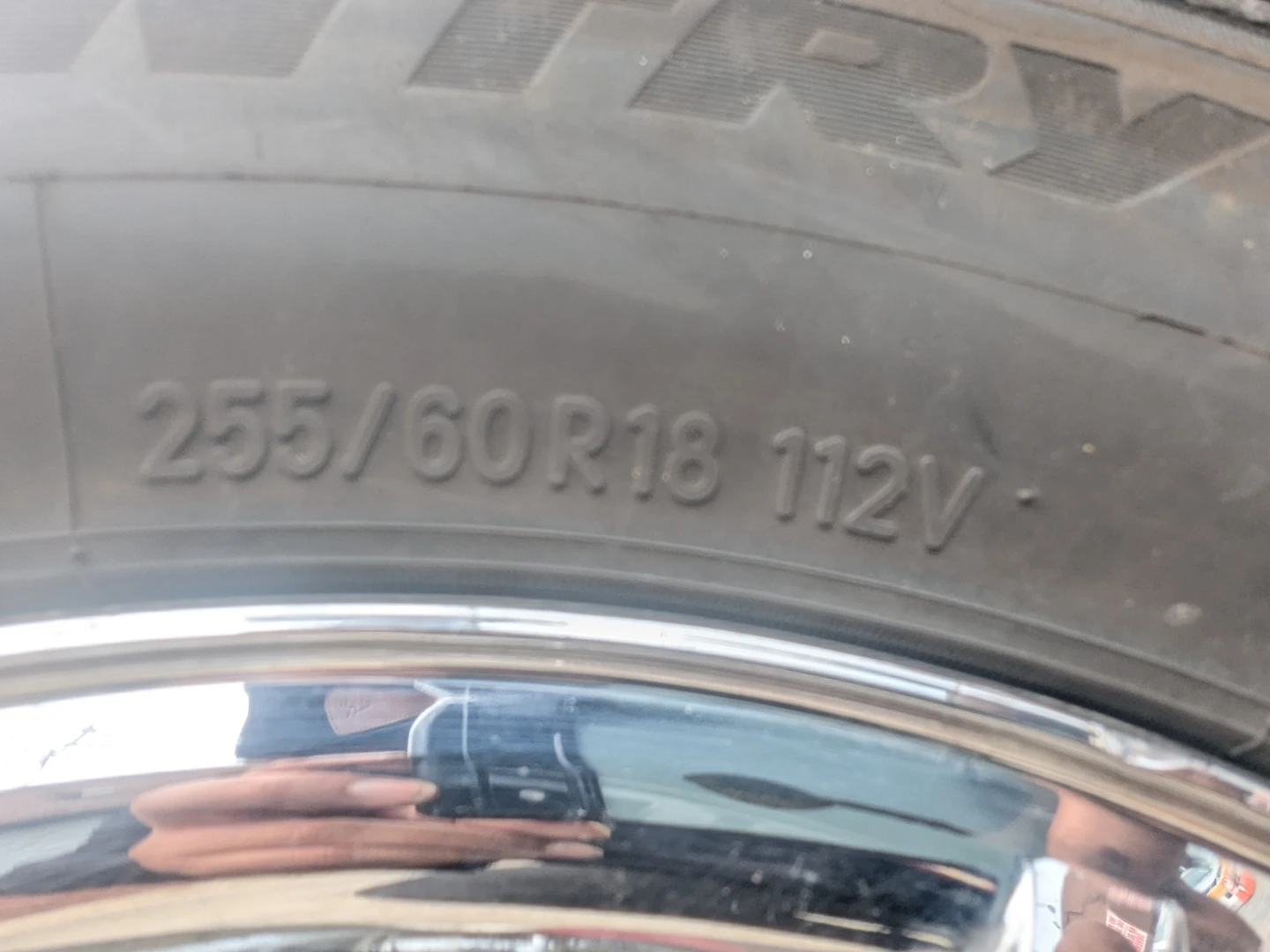 Ford Explorer 18 inch Tires Set / 255 -60R18 - photo 3