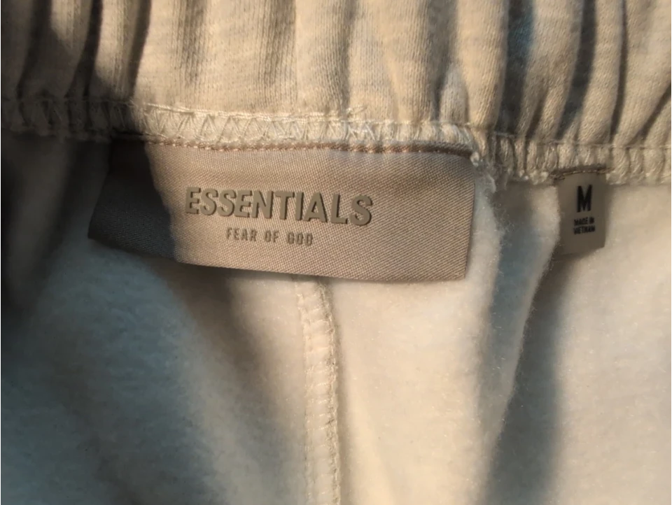 ESSENTIALS Fear of God Sweat Shorts - photo 4