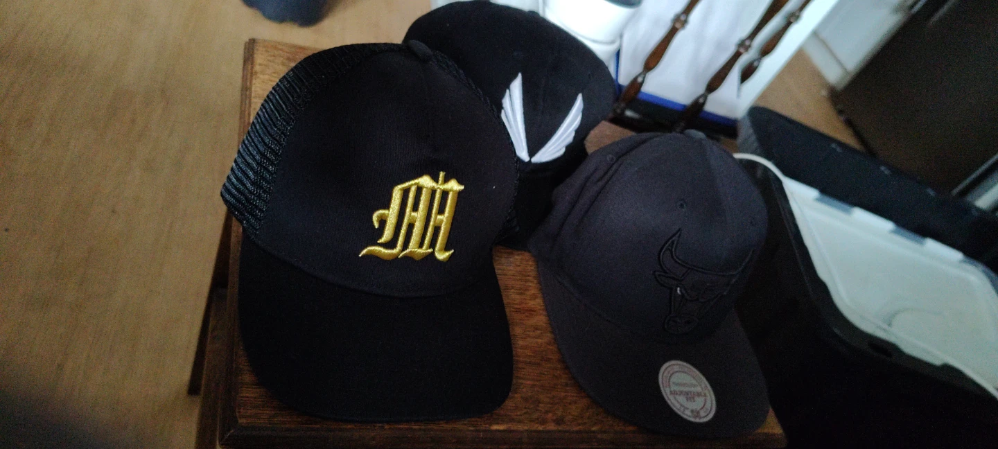 Mitchell & Ness Chicago Bulls Snapback Hat - photo 4