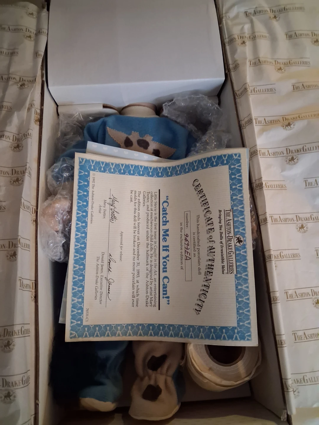 Ashton-Drake Galleries "Caught in the Act" Doll - photo 2