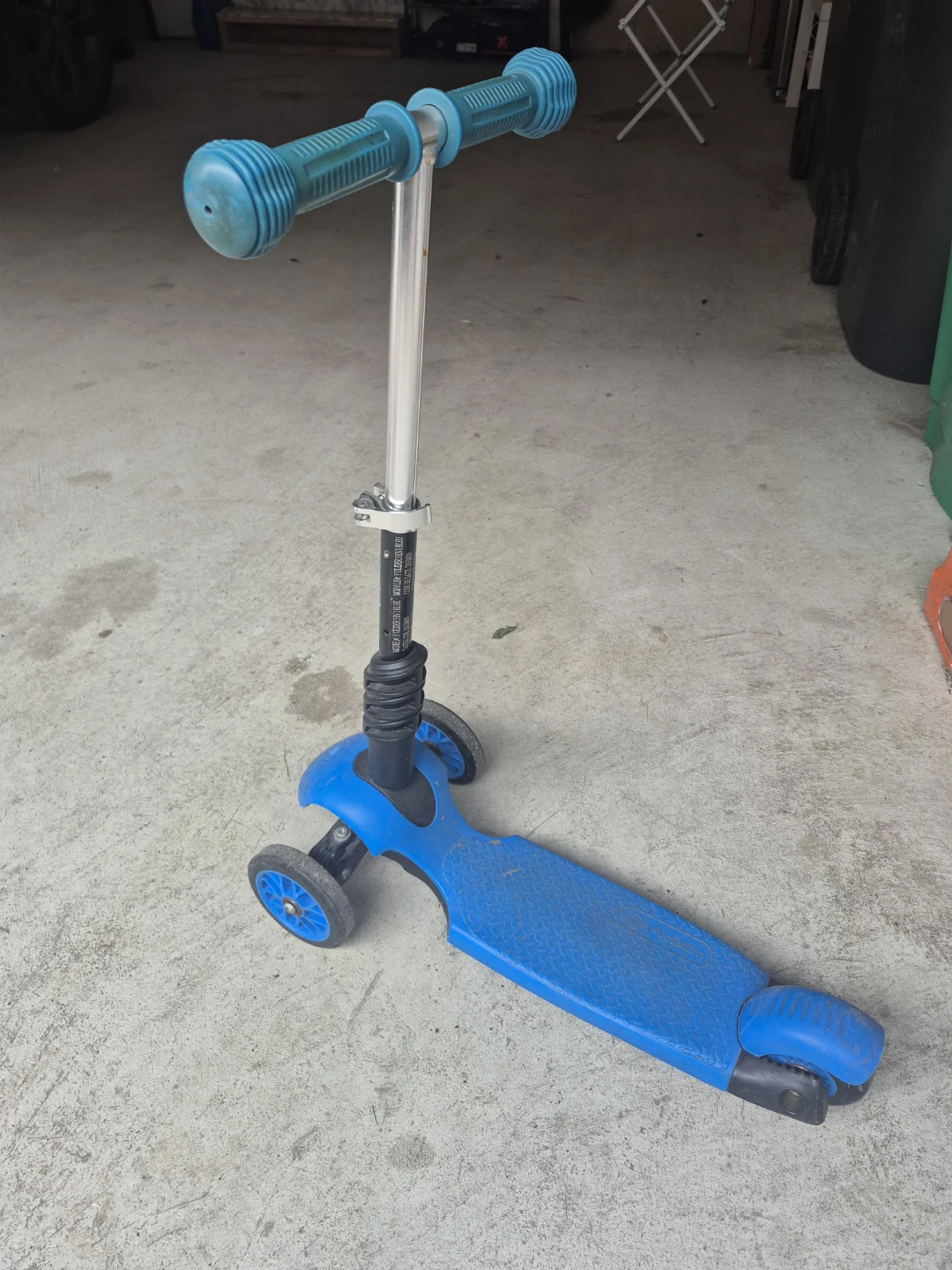 Blue 3-Wheel Scooter for Kids