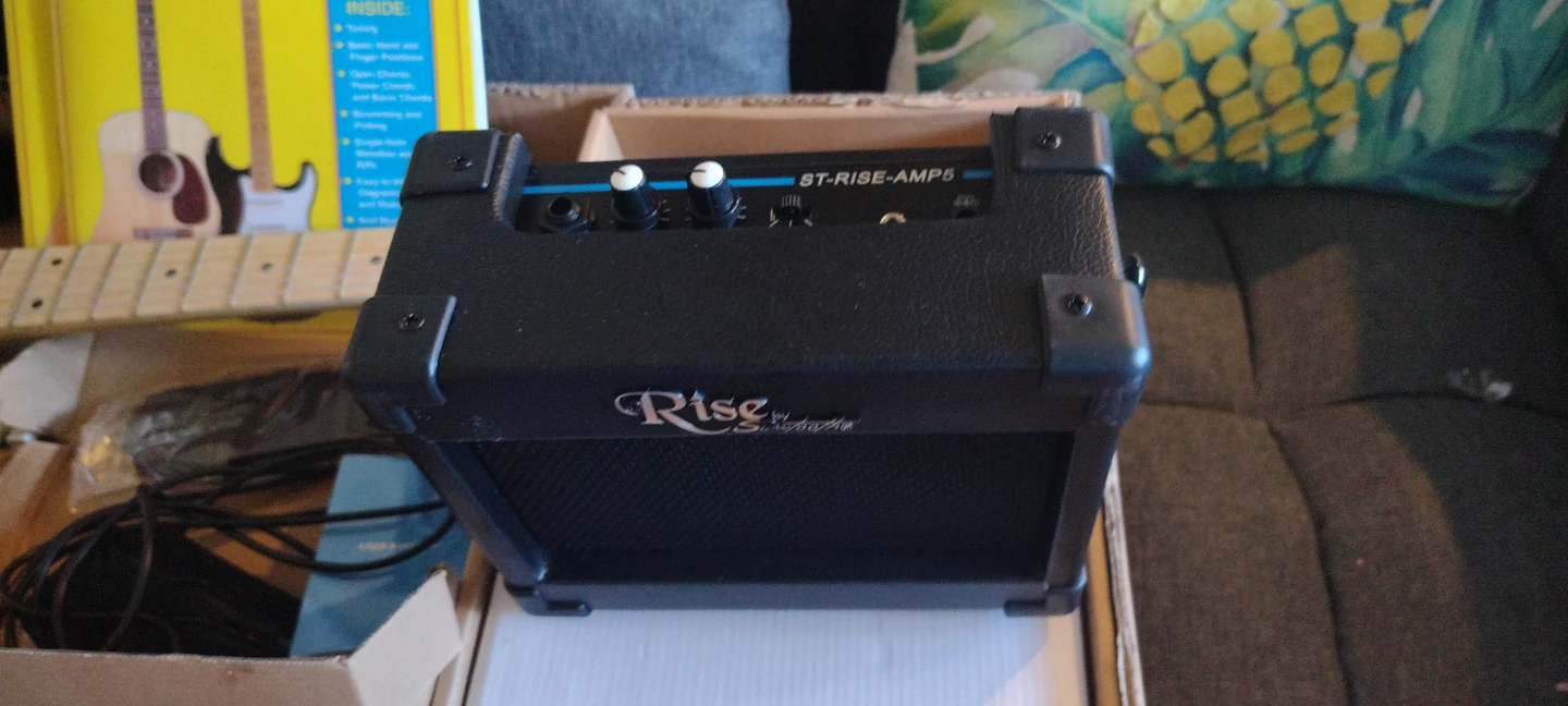 Rise Electric Guitar Starter Pack with Amp - photo 3