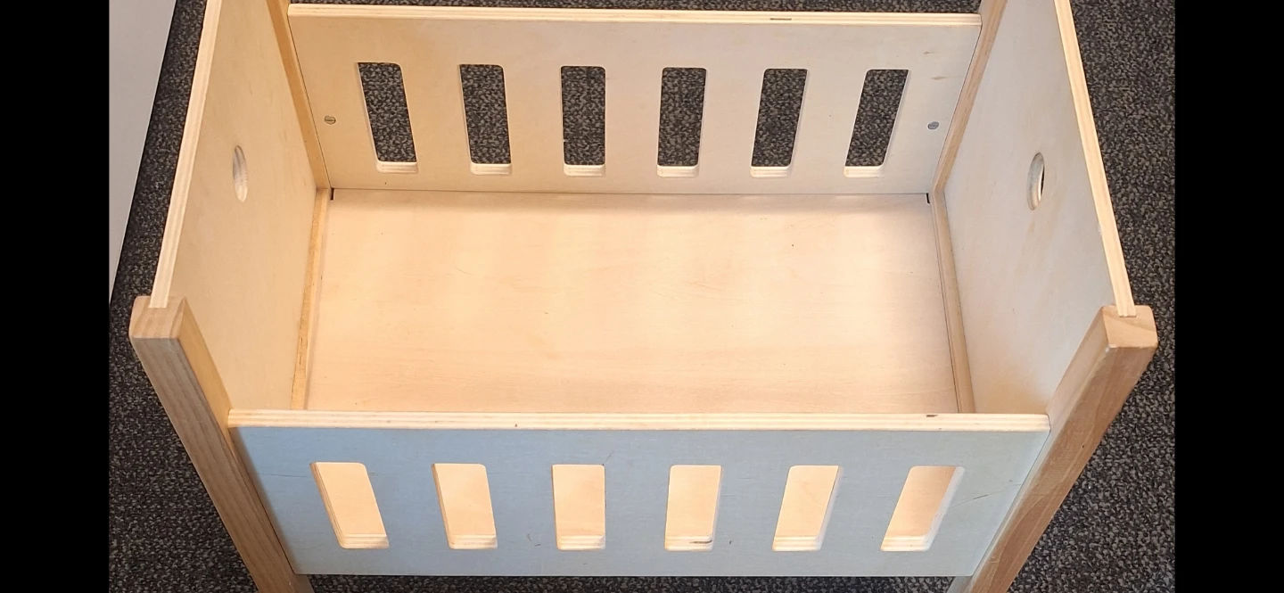 Wooden Doll Bed - photo 4