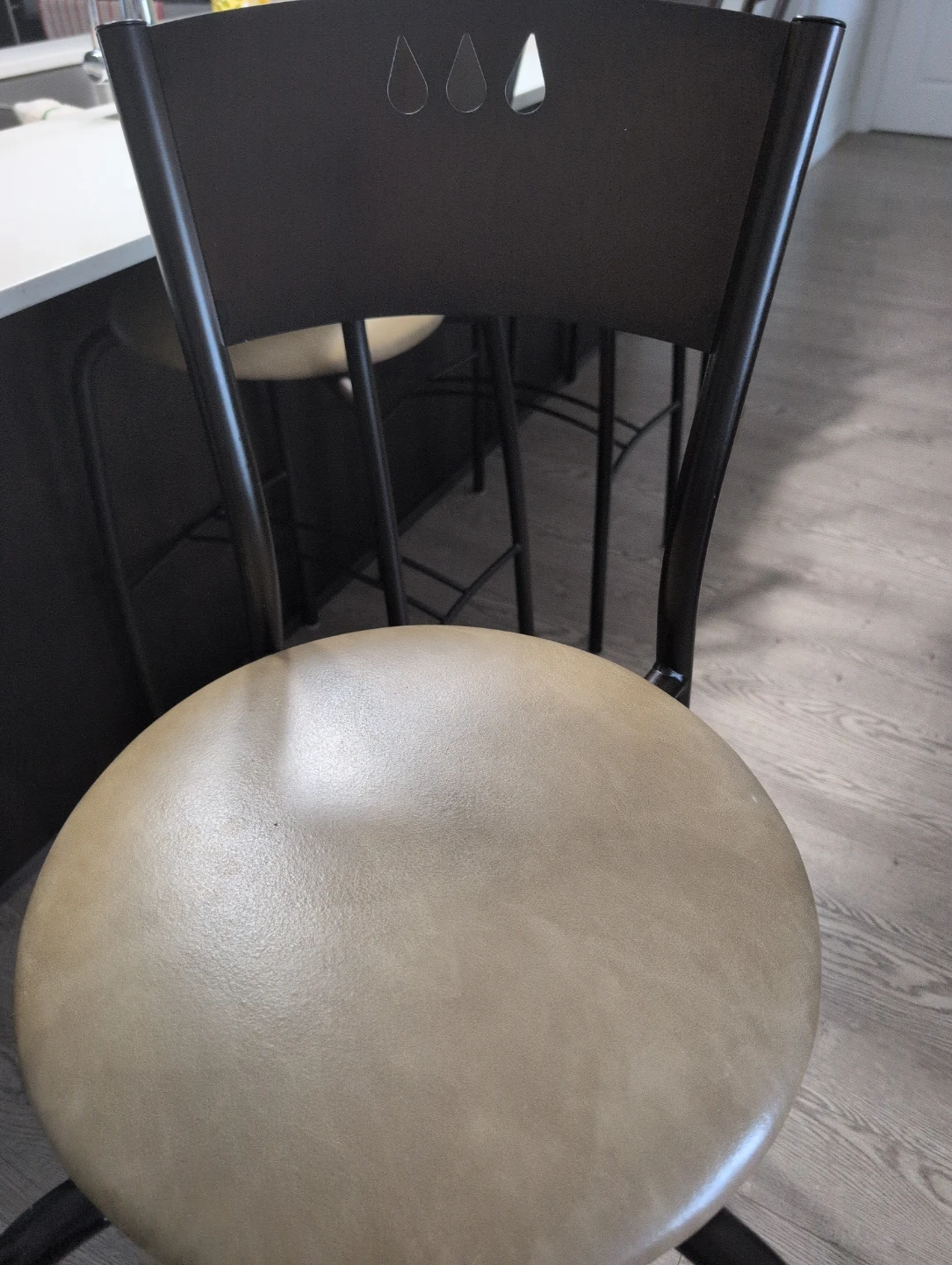 Stools x4 - photo 2