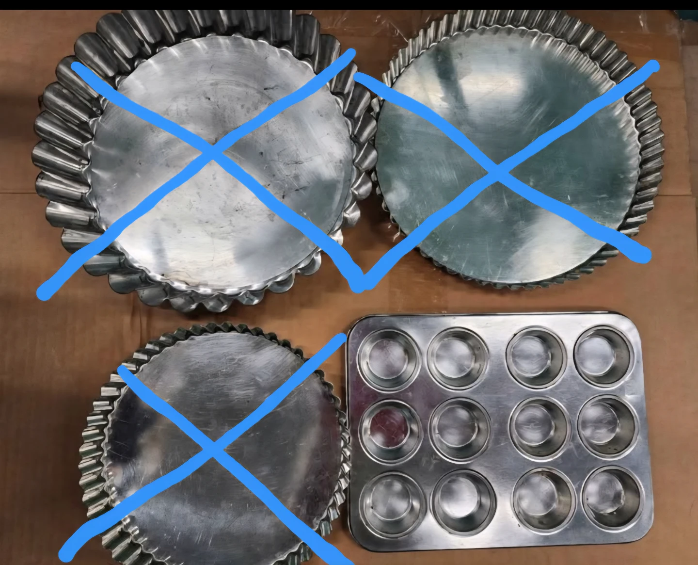 VINTAGE BAKING ITEMS