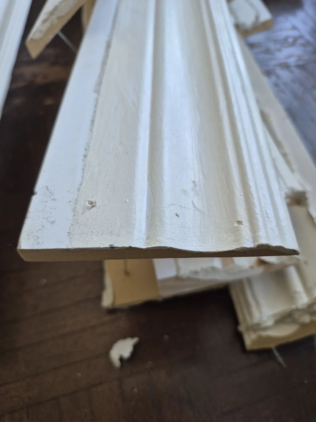 Laminate and cabinet baseboards  for free - photo 4