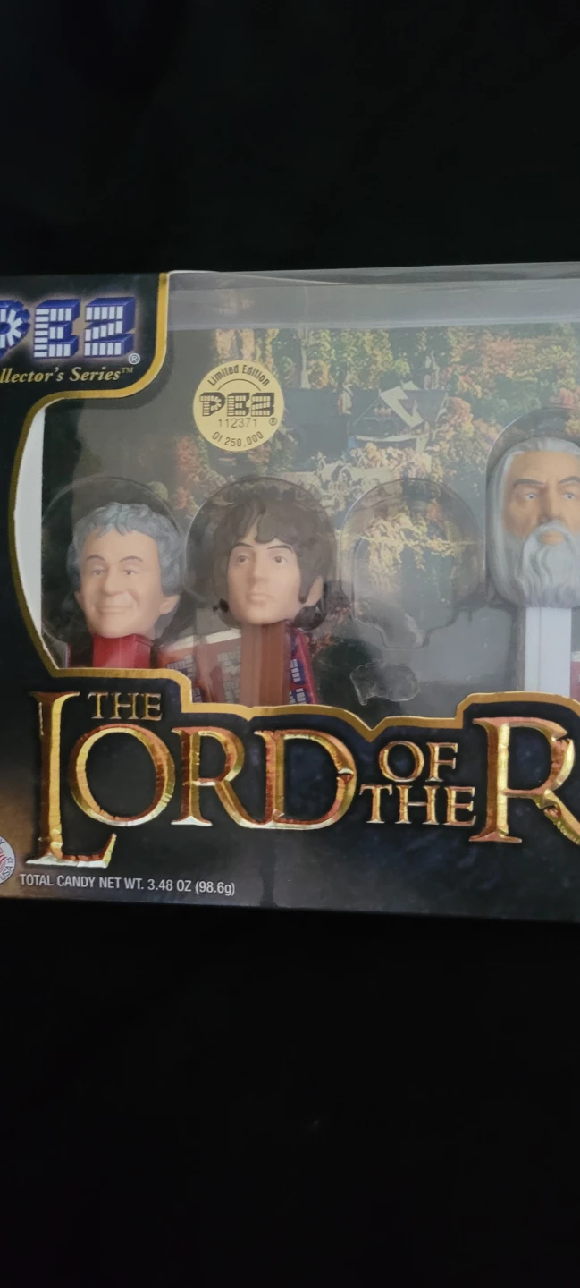 The Lord of the Rings PEZ Collector's Series - photo 4