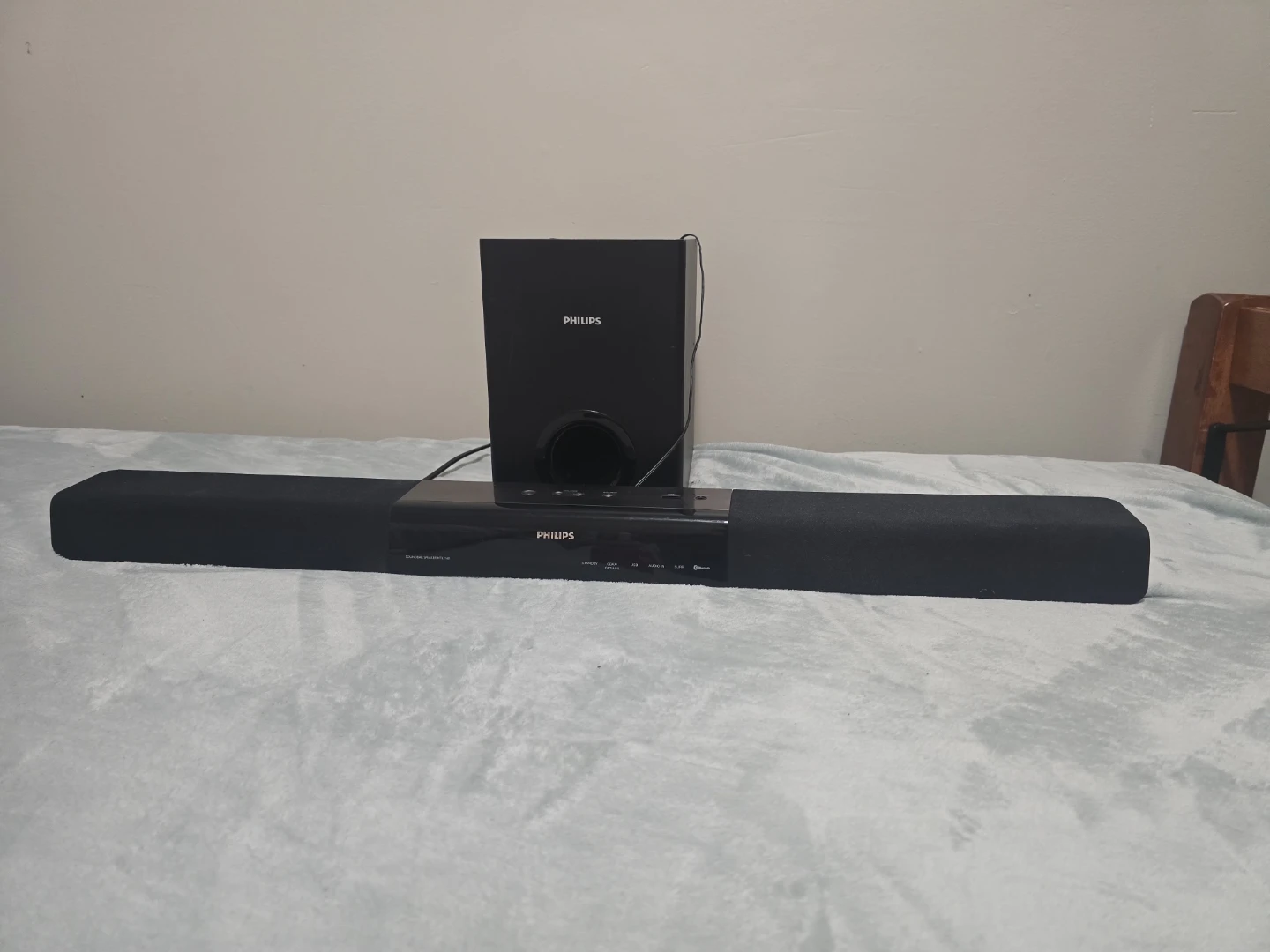 Philips Soundbar and Subwoofer