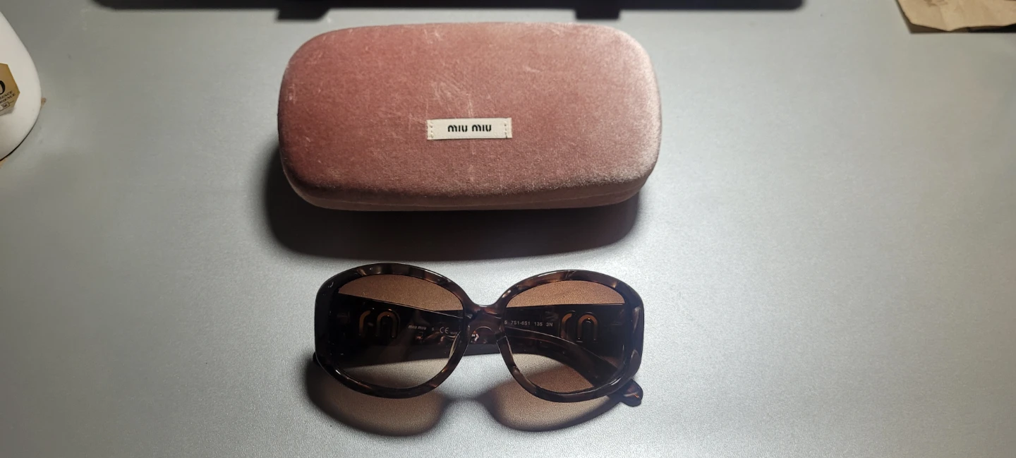 Miu Miu Su Sunglsses