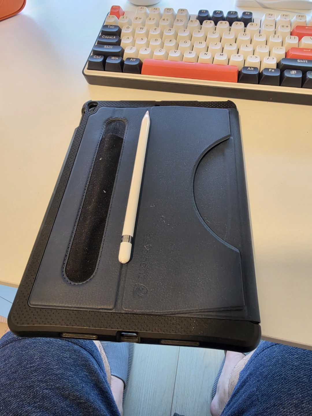 Apple iPad Air 3rd Generation with Apple Pencil - photo 3