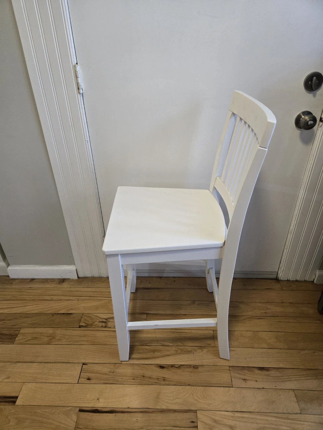 White Bar Stool - photo 2