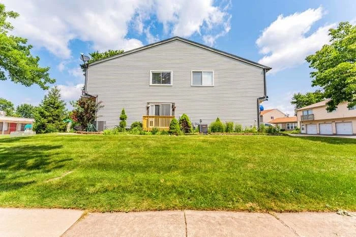 For Sale 234 Algonquin CT unit C Bolingbrook IL - photo 4