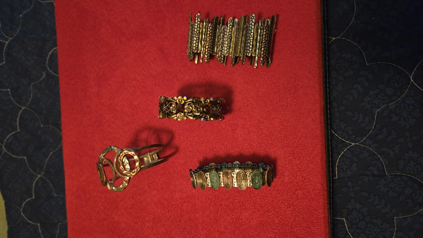 Set of 4 Bracelets