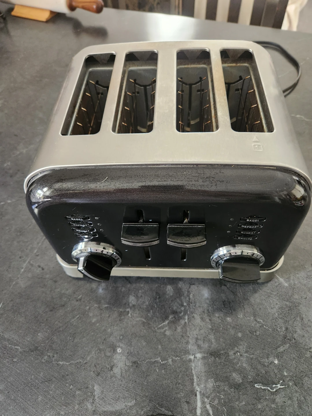 Cuisinart 4-Slice Toaster - photo 2