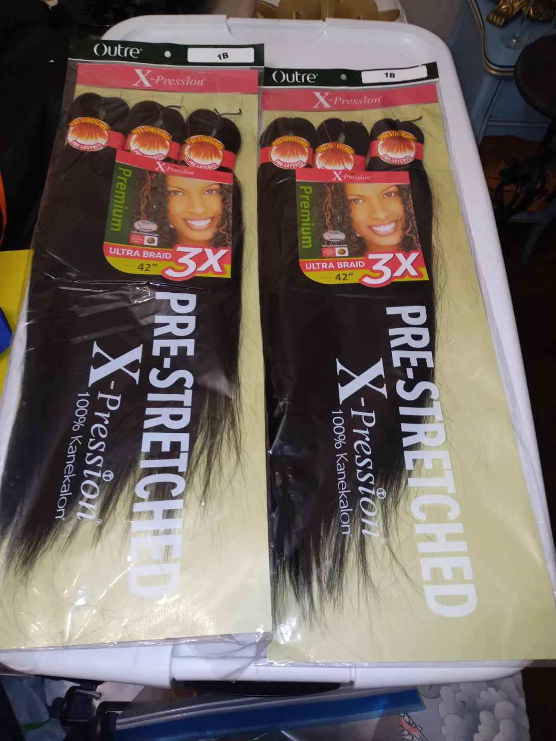 Outre X-Pression 1B - 3X Pre Stretched 42" - 2 In Stock