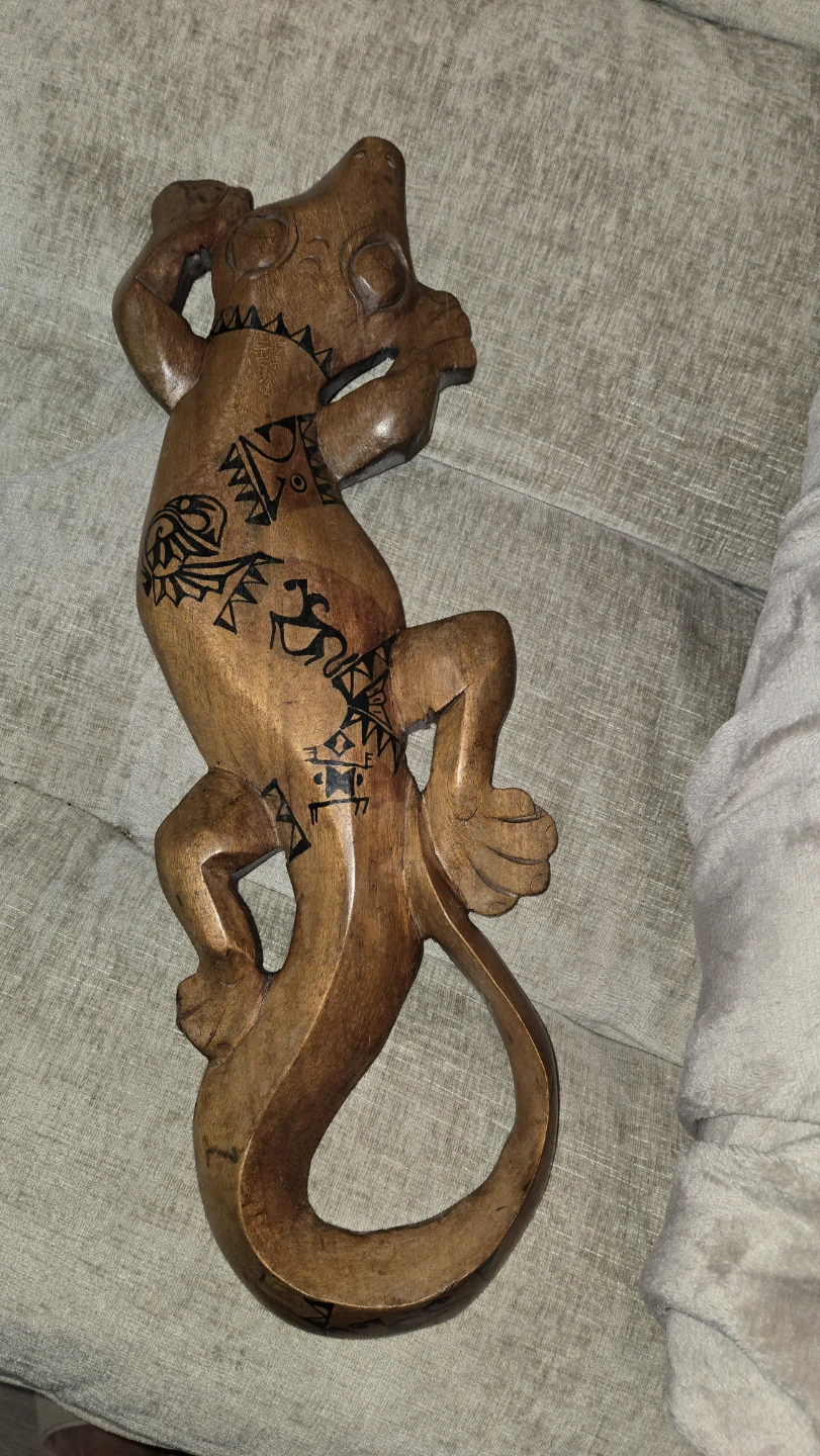 Wooden Gecko with Tribal Tattoo Carving