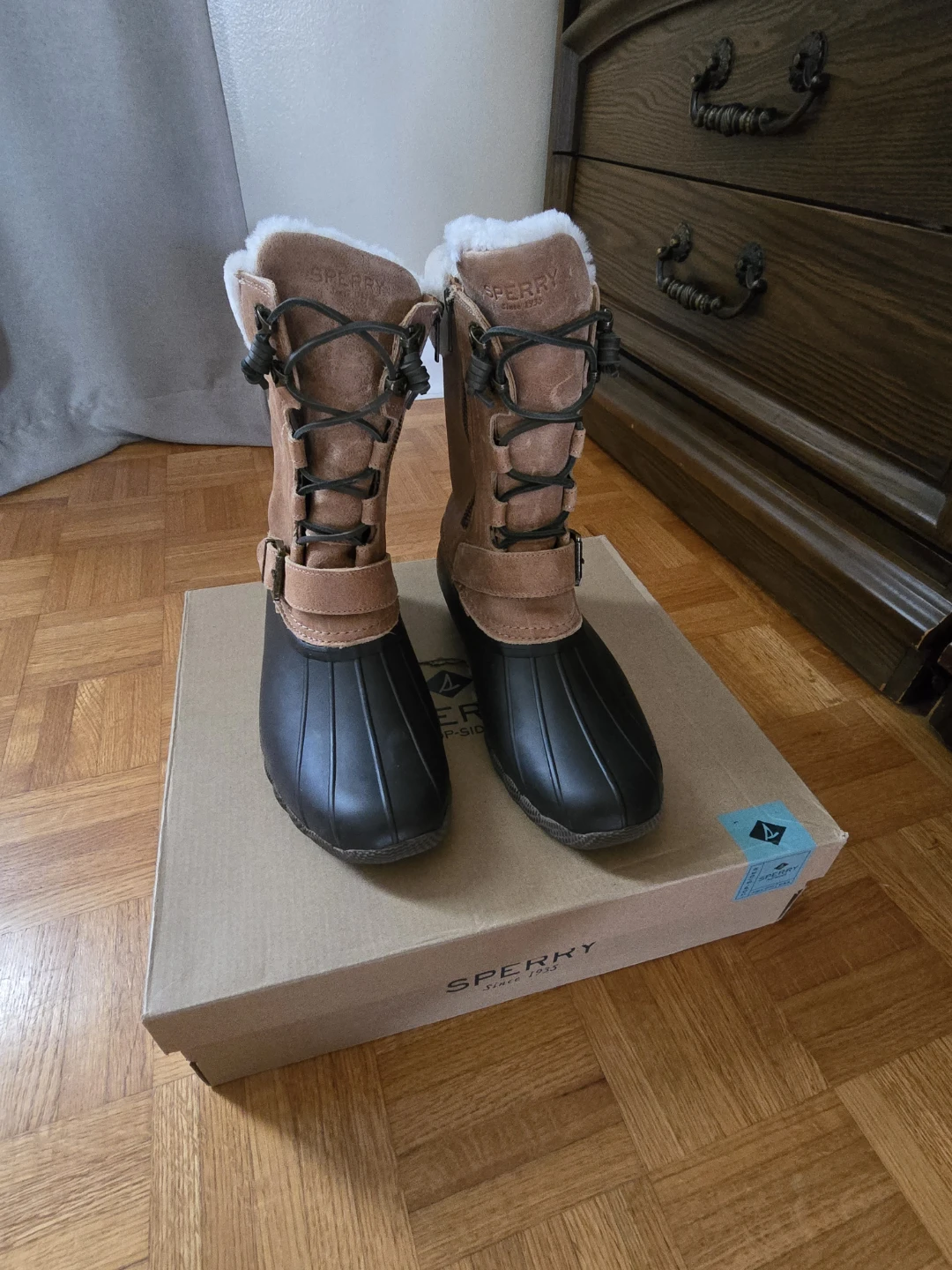 NEW - Sperry Women's Boots - Size 9 - photo 2