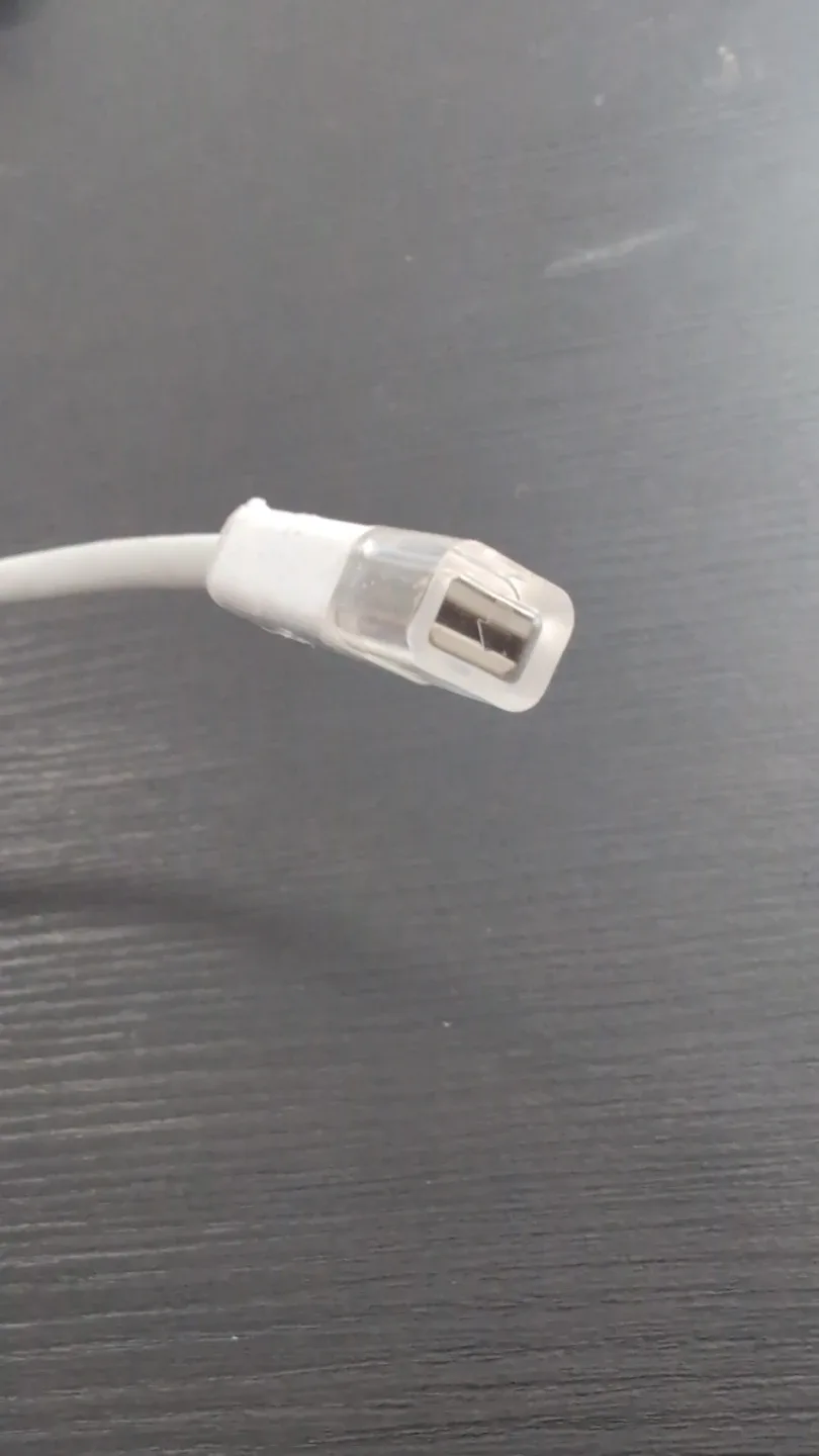 Insignia Mini DisplayPort to HDMI Adapter – White - photo 4