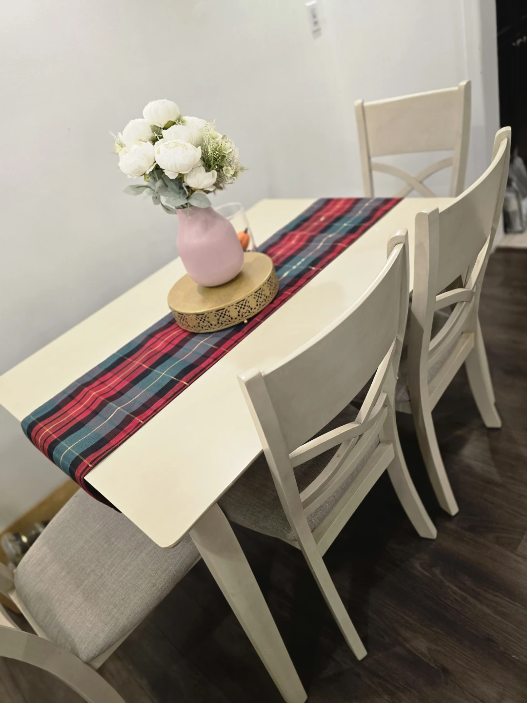 Dining table set with four chairs - photo 2