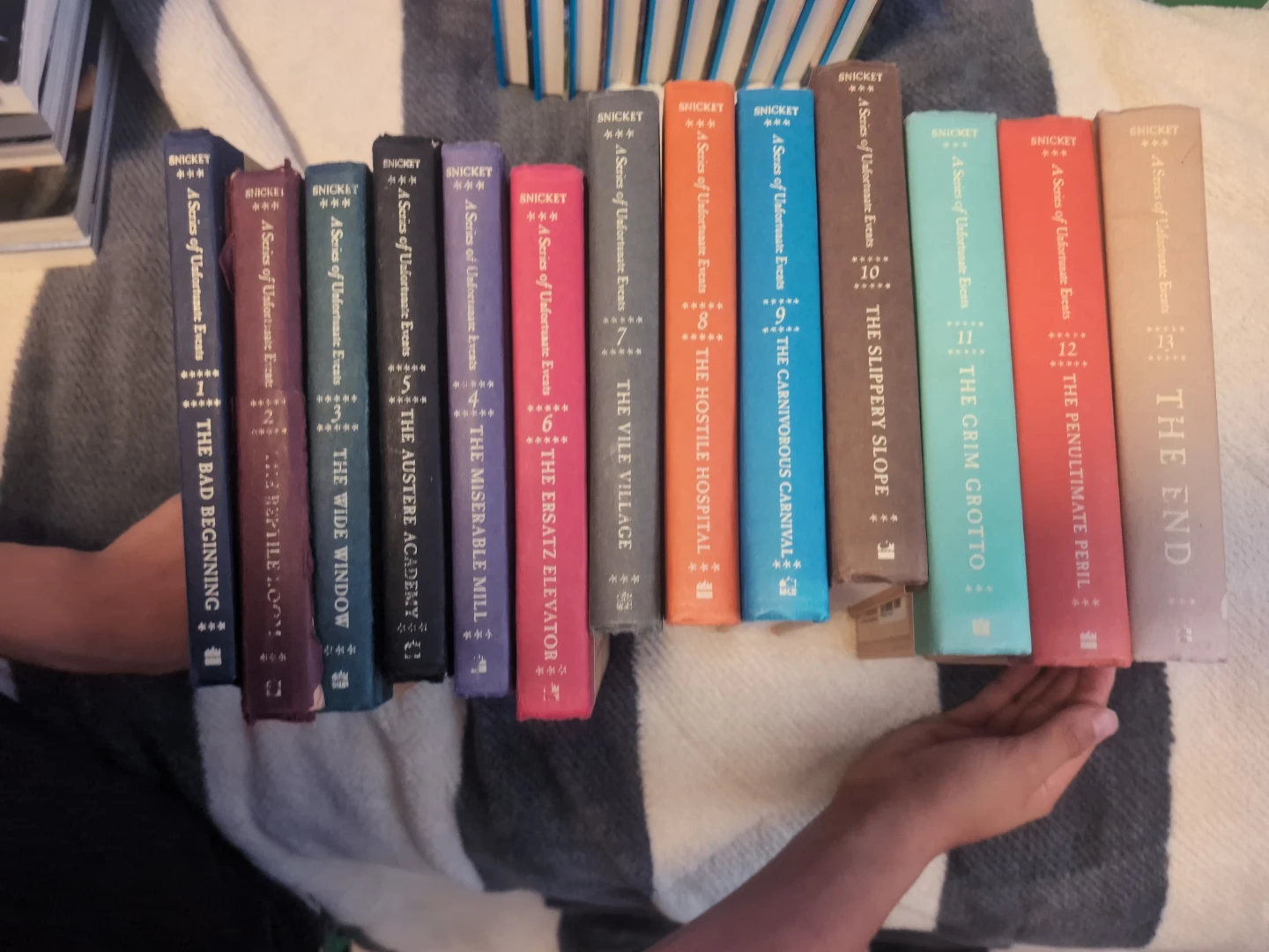 🖤 A Series of Unfortunate Events – Complete 1–13