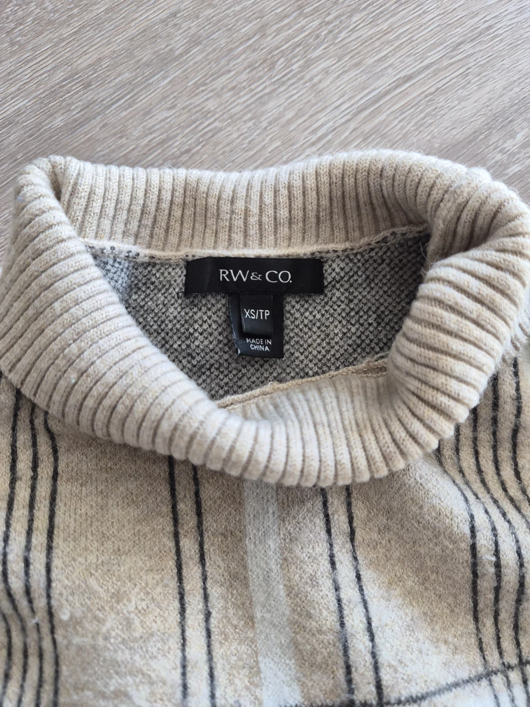 RW&Co. Sweater XS - photo 3