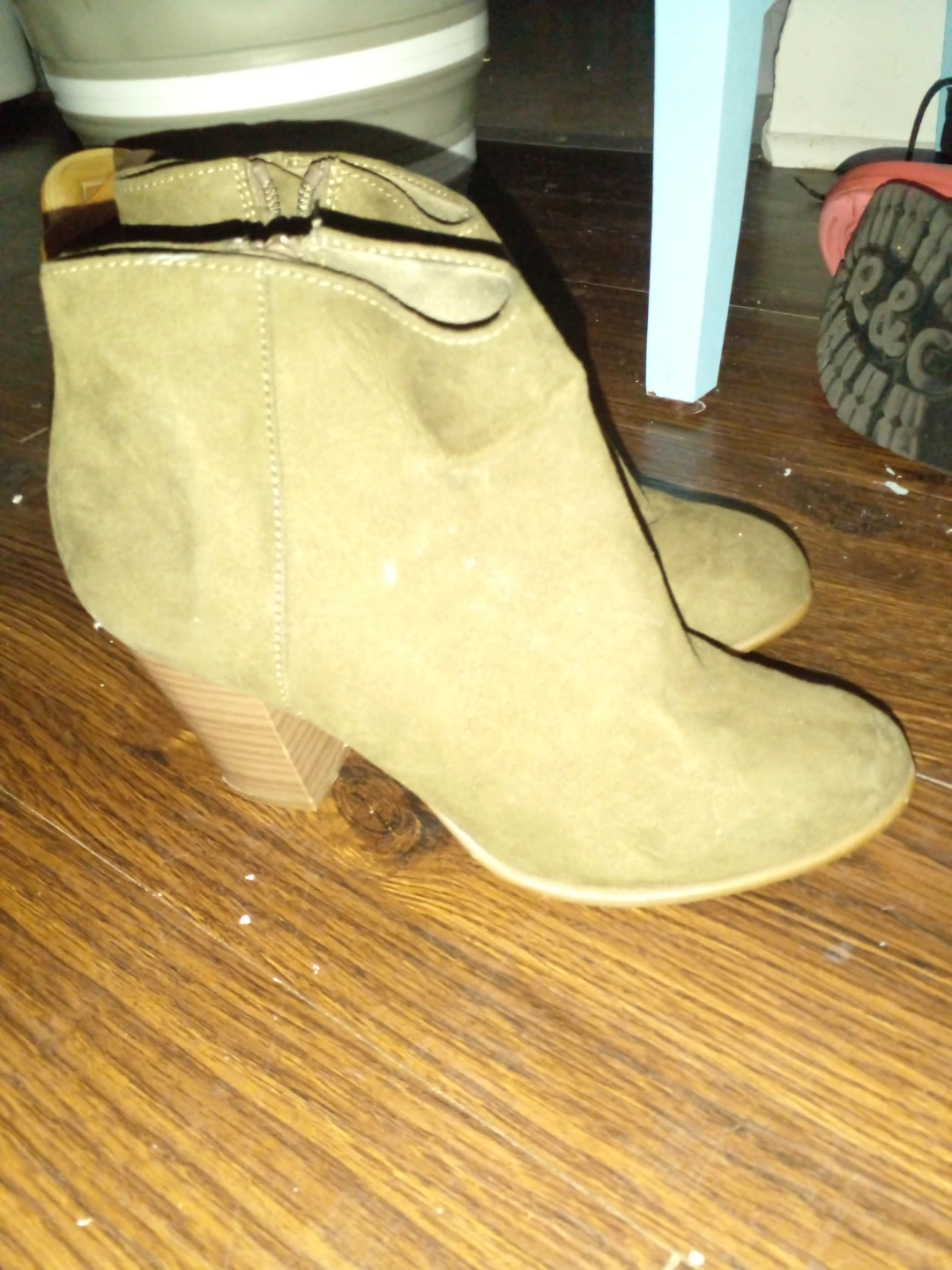 Women's Suede Wedge Ankle Boots - Olive Green